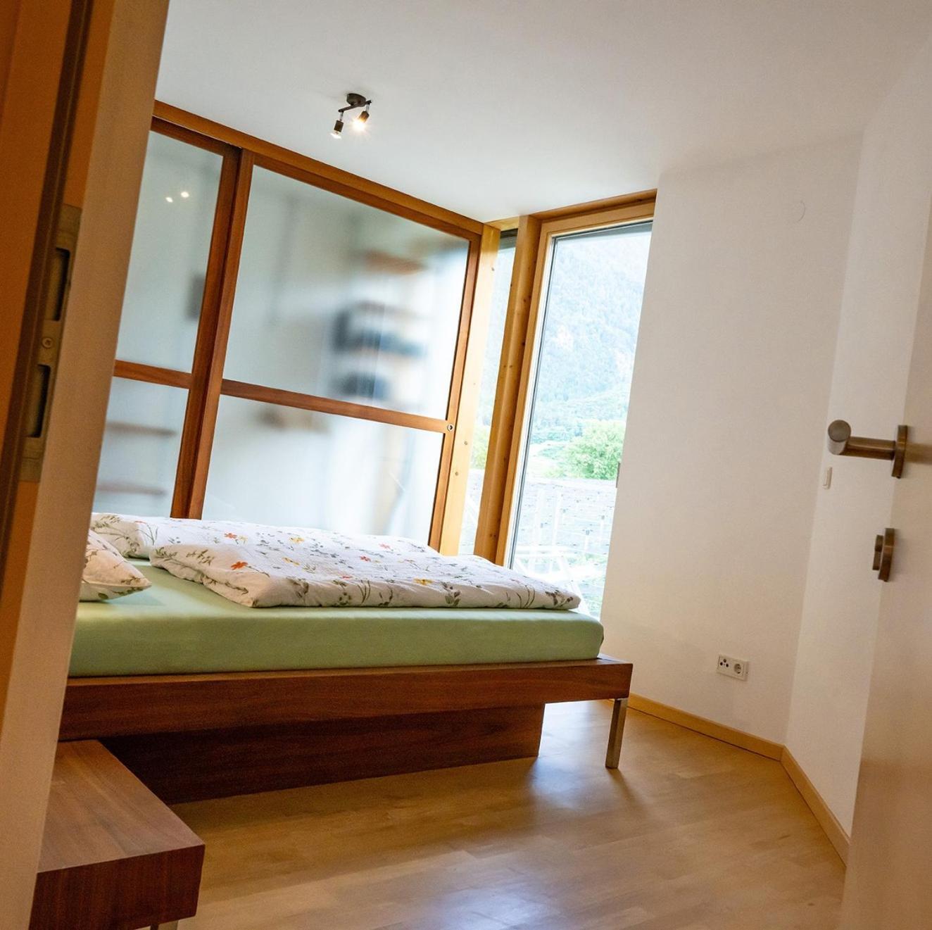 Biohof Gala Apartment Натурно Екстериор снимка