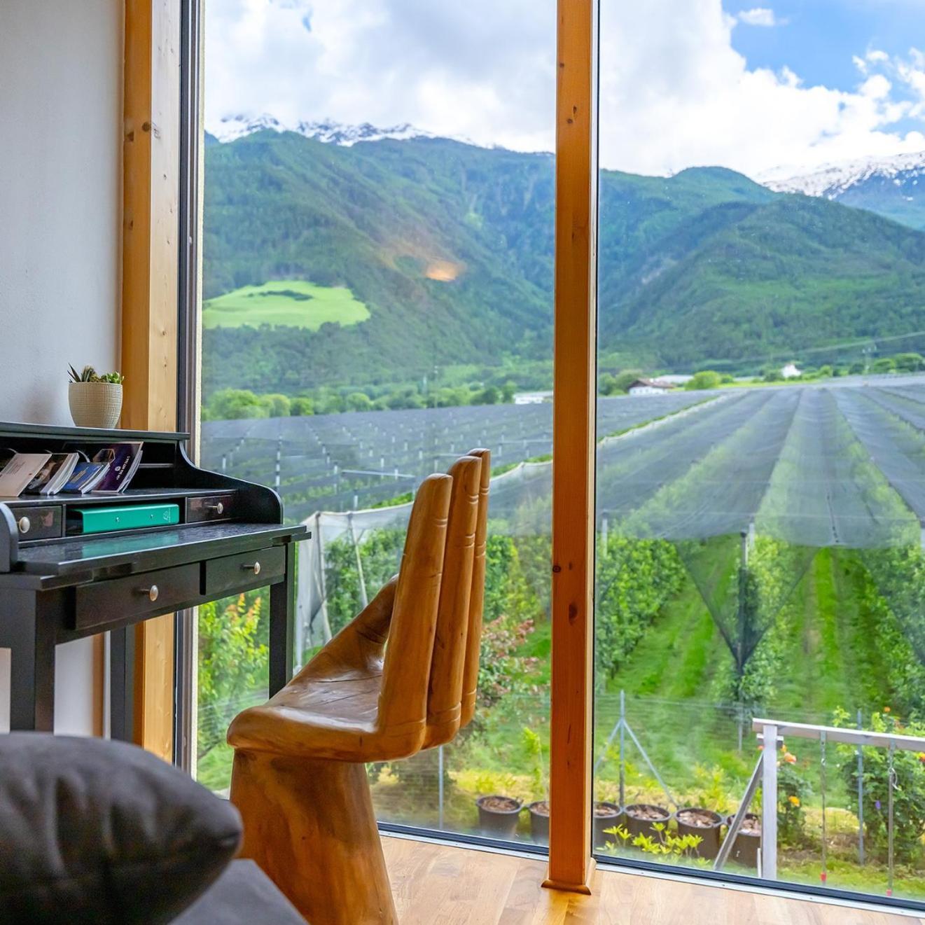 Biohof Gala Apartment Натурно Екстериор снимка